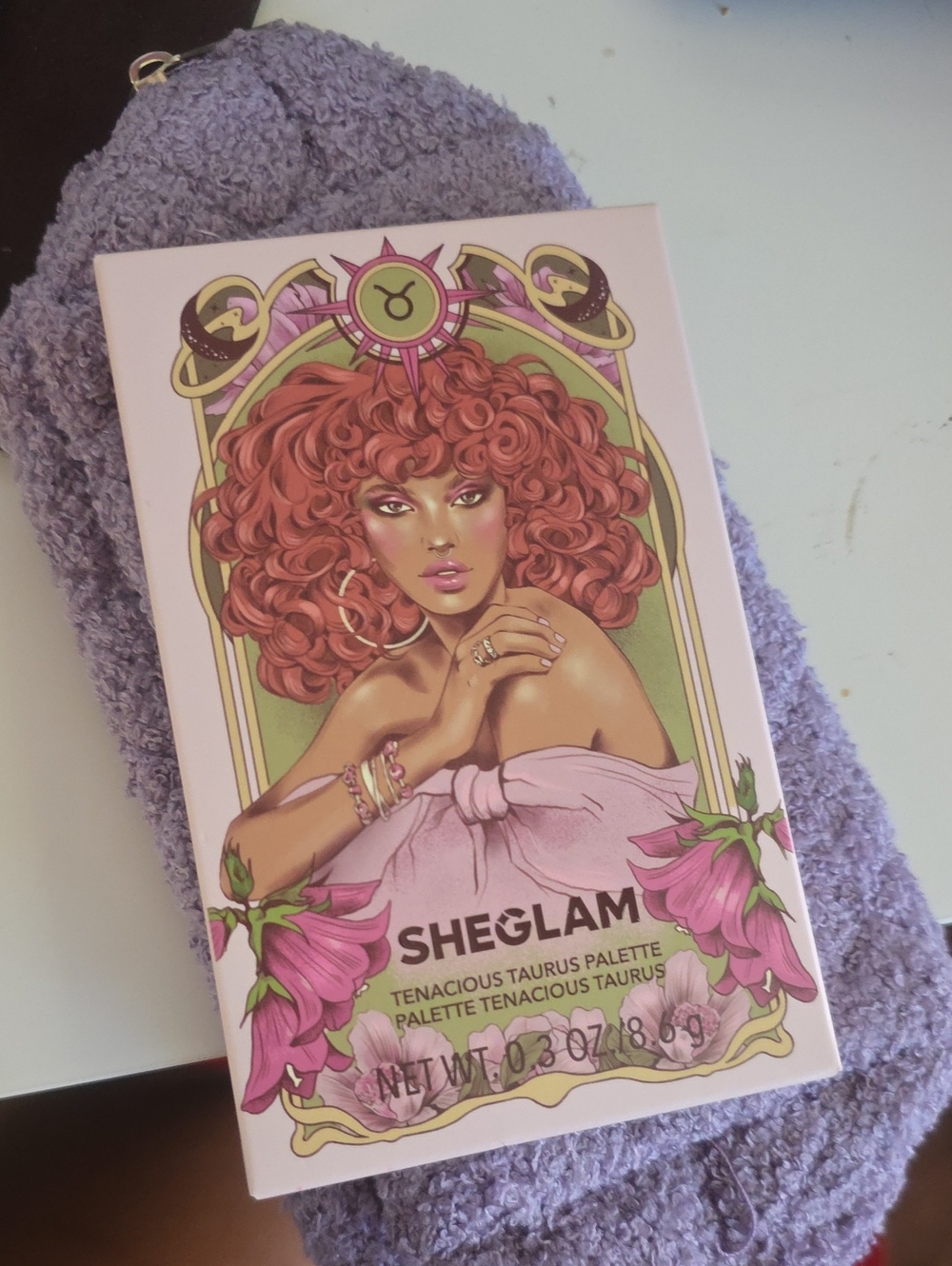 Sheglam Tenacious Taurus Eyeshadow Palette- Makeup Bag Included.